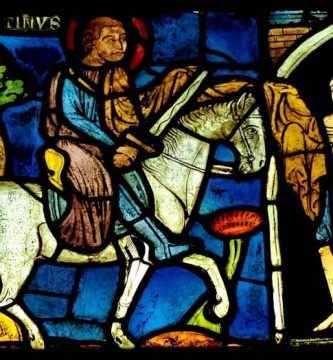 Vitrall amb imatge de Sant Martí