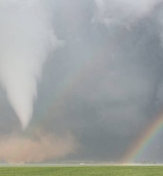 Arc de Sant Martí amb tornado a Texas